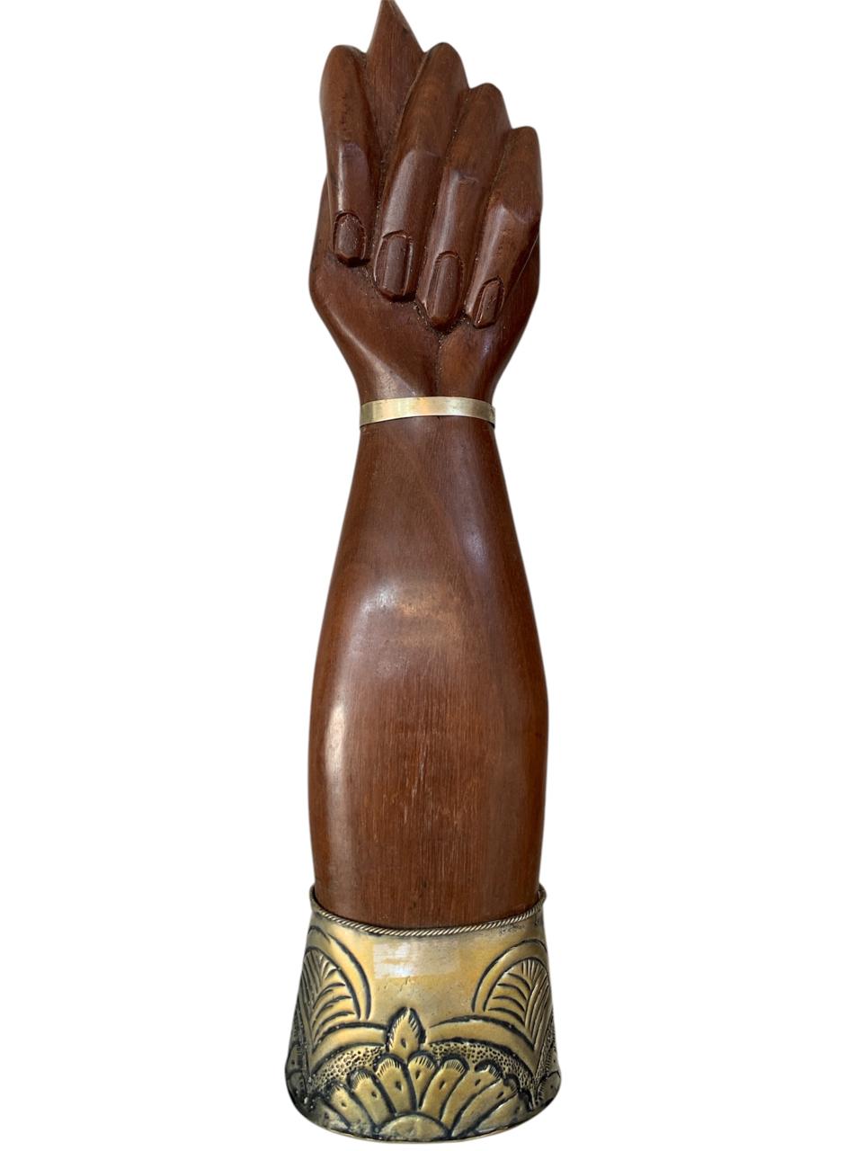 Figa Castroada com Base Metálica