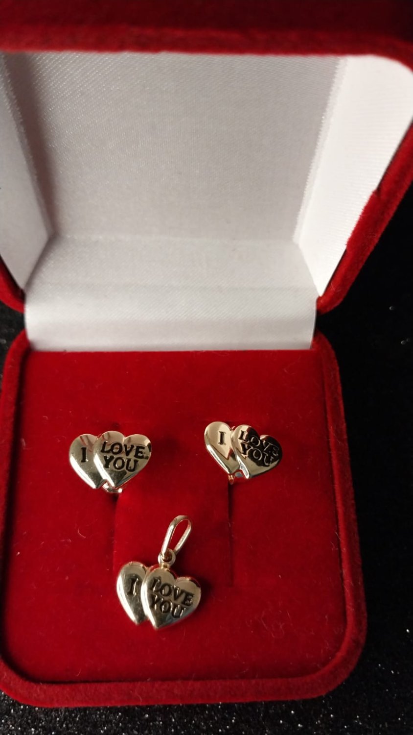CONJUNTO FOLHEADO 2 CORAÇÕES I LOVE YOU